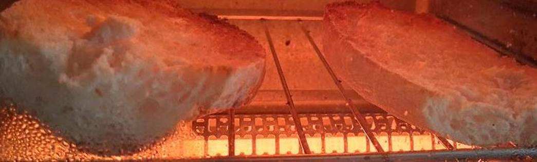 Ein Bild, das Backwaren, Brot, Essen, Im Haus enthlt.

KI-generierte Inhalte knnen fehlerhaft sein.