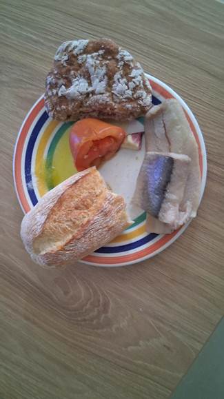 Ein Bild, das Snack, Essen, Backwaren, Fastfood enthlt.

KI-generierte Inhalte knnen fehlerhaft sein.