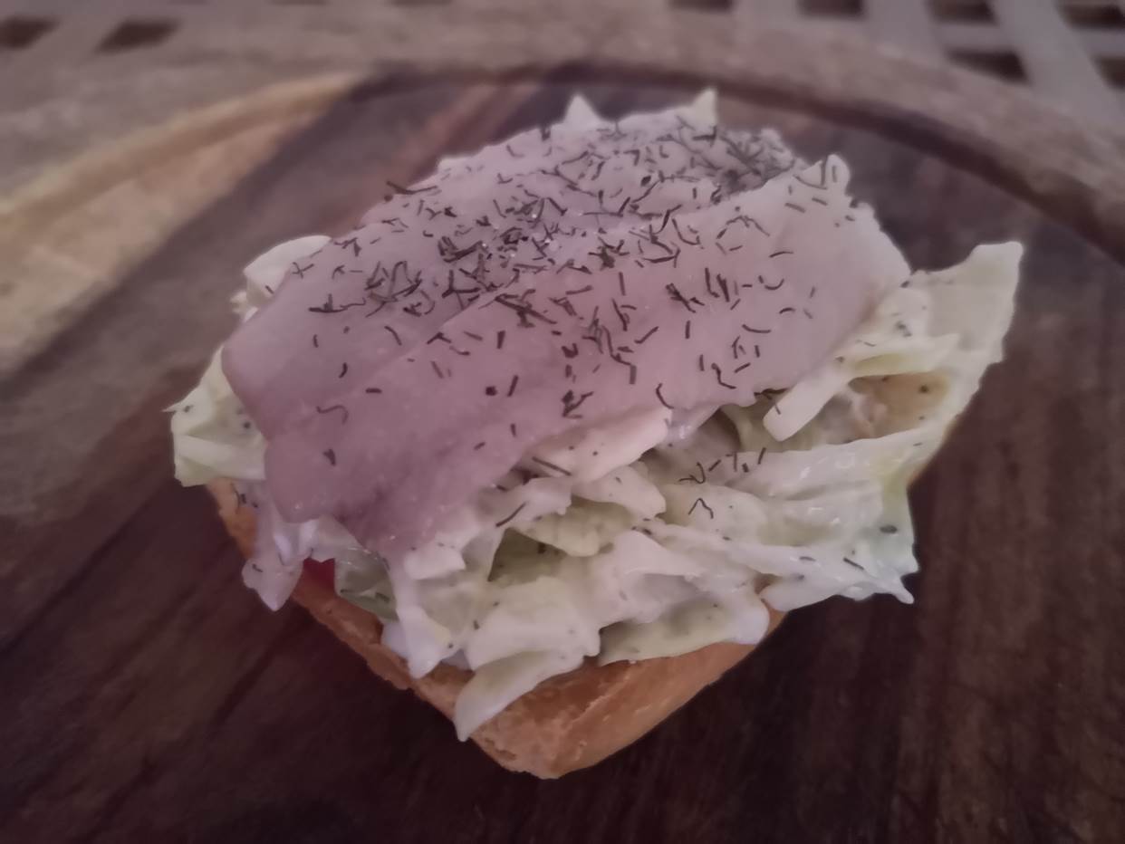Ein Bild, das Fastfood, Essen, Milchprodukte, Snacks enthlt.

KI-generierte Inhalte knnen fehlerhaft sein.
